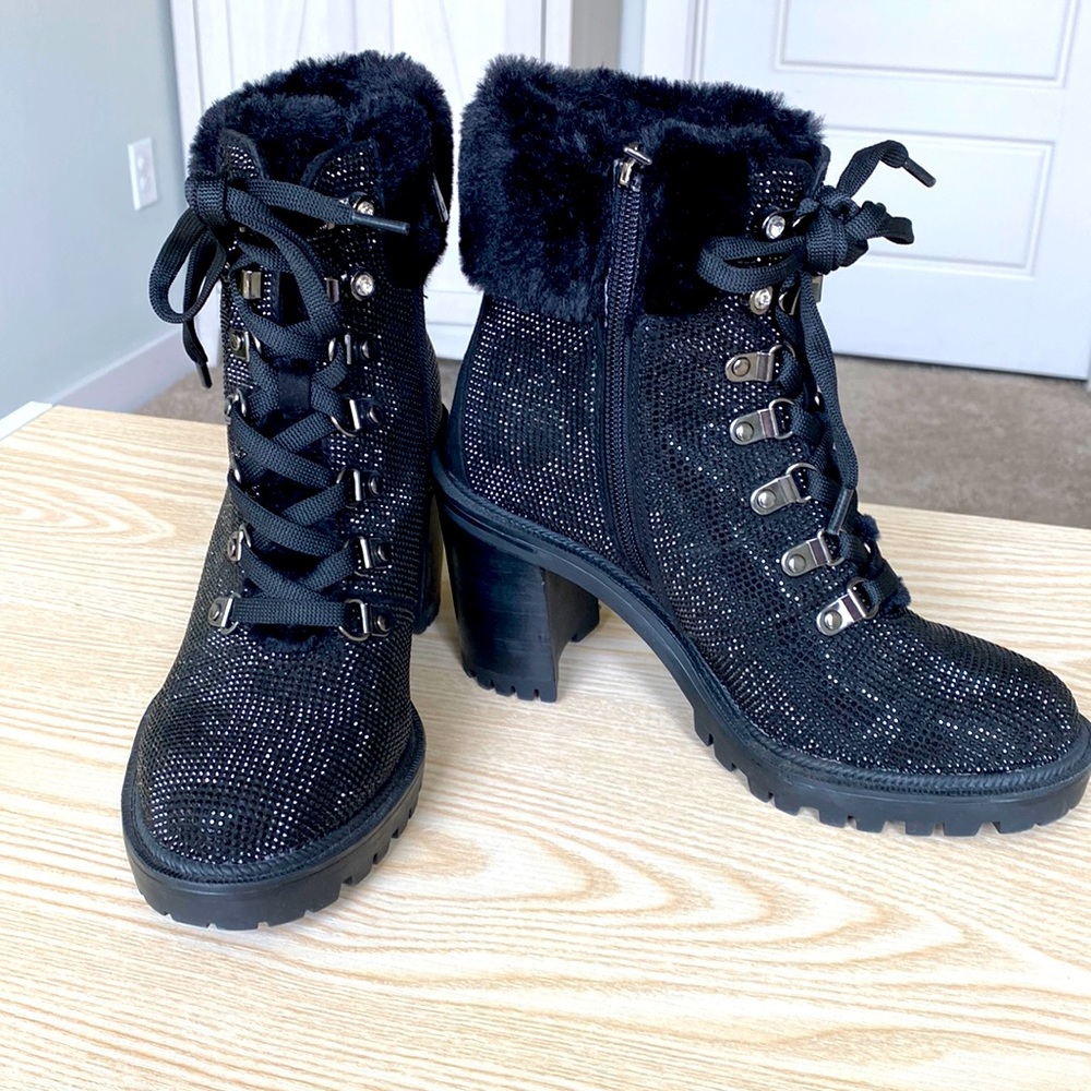 JLO booties ✨